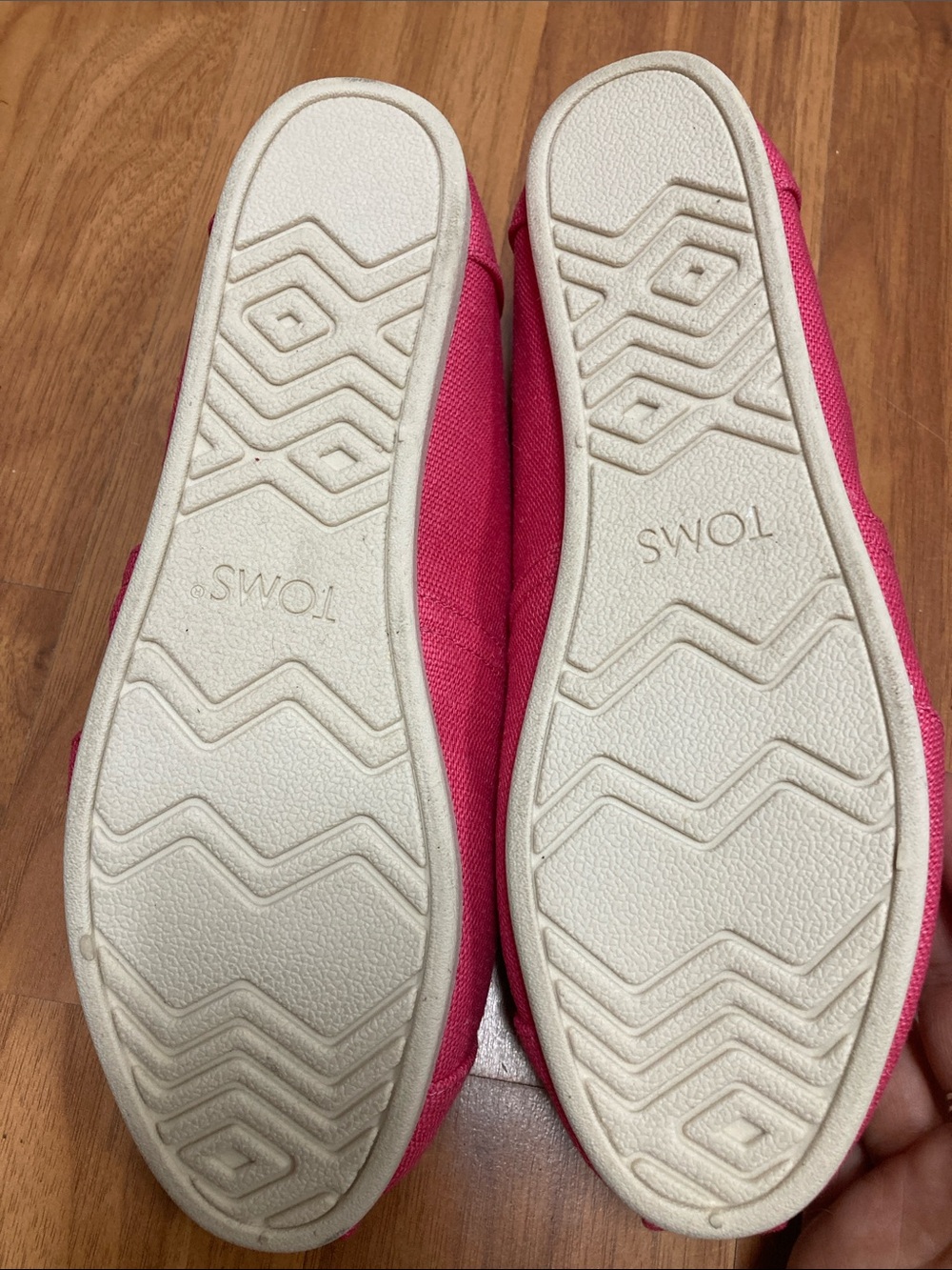 Toms Raspberry Canvas Slip-On Flats - Picture 5 of 6